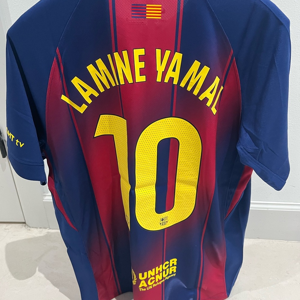 Barcelona Lamine Yamal soccer jersey 2025-2026